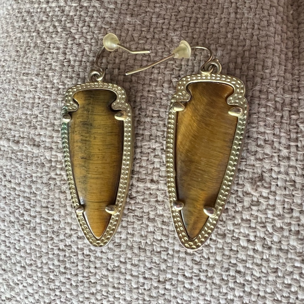 Brown / gold Kendra Scott earrings